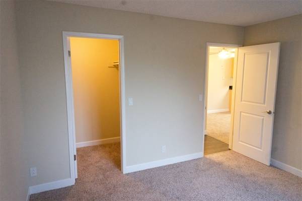 Apartments on Parkmoor Ave · San Jose photo 3