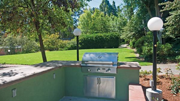 Apartments on Casa Buena Dr · Corte Madera photo 3
