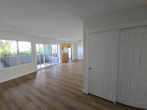 2BR/2BA Apartment · Vallejo photo 5