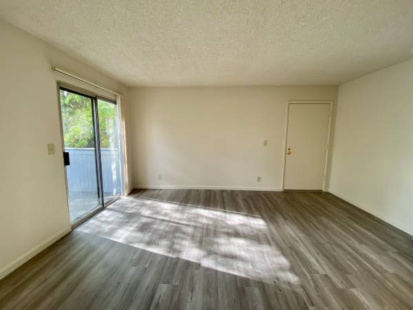 Apartments on Stratton Common · Fremont photo 4
