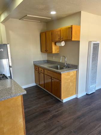 Apartments on Willow Pass Road · Concord photo 4