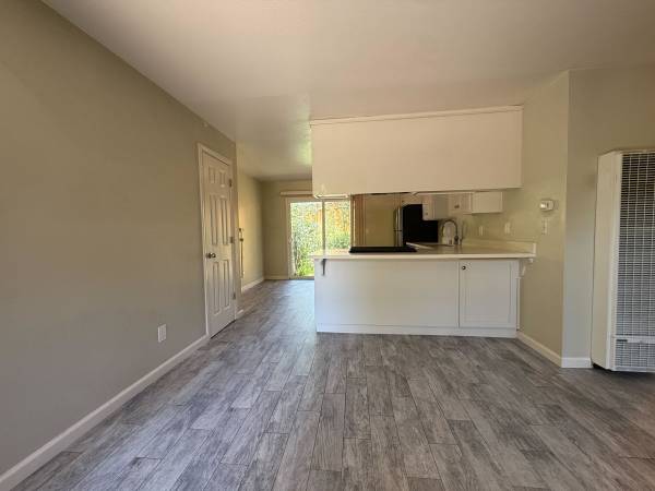Apartments on Capitola Rd - 14 · Santa Cruz photo 3
