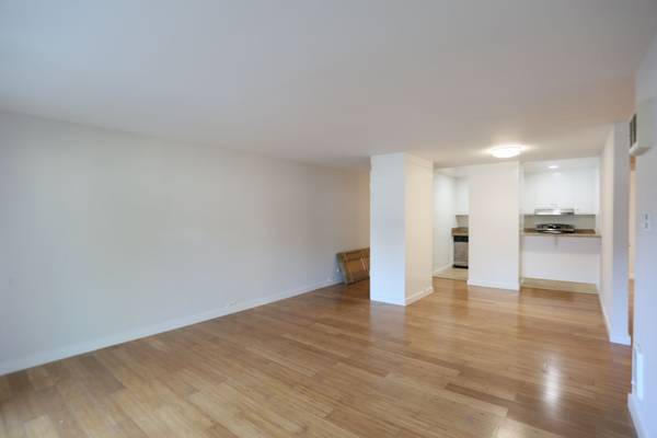 Apartments on Wayne Place · Oakland photo 4