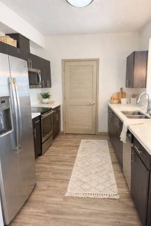 2BR/2BA Apartment · Napa photo 5