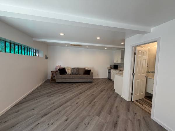 1BR/1BA In Law Adu on Fountain Back Unit Alameda Ca 94501 · Alameda photo 4