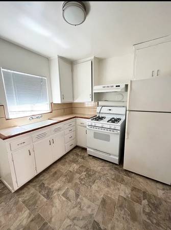 1BR/1BA Other on Mountain View Ave · Mountain View photo 2