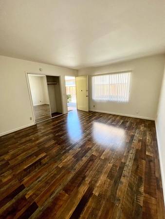 1BR/1BA Other on Mountain View Ave · Mountain View photo 3