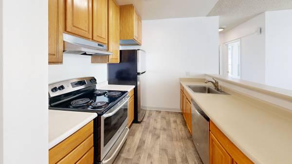 Apartments on Broadway Street · San Francisco photo 3
