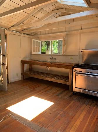 1BR/1BA Single Family House · Yountville photo 3