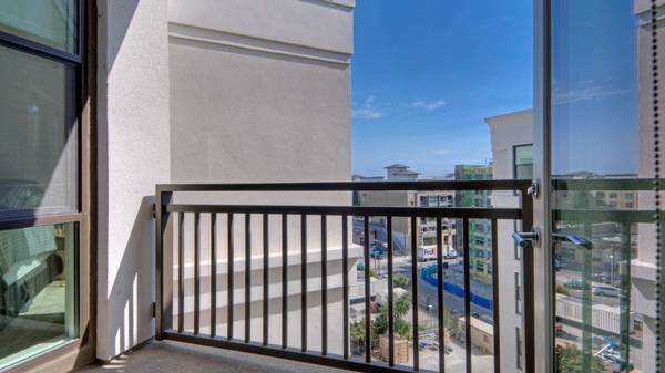 0BR/1BA Apartment · Redwood City photo 2