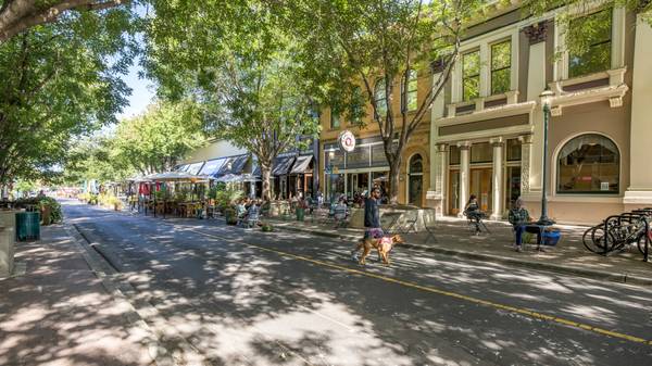 2BR/2BA Apartment · Redwood City photo 3