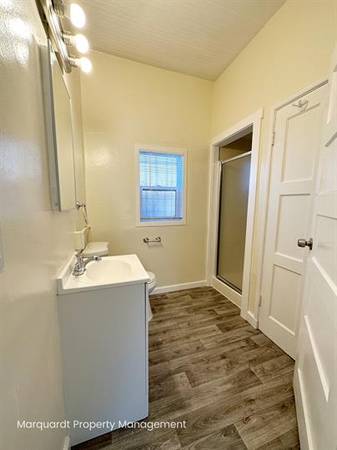 0BR/1BA Apartment · Oakland photo 4