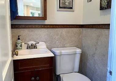1BR/1BA Apartment · Menlo Park photo 3