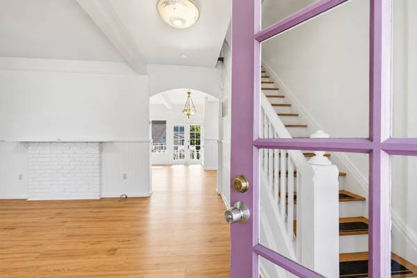 2BR/2BA Single Family House · Santa Cruz photo 3