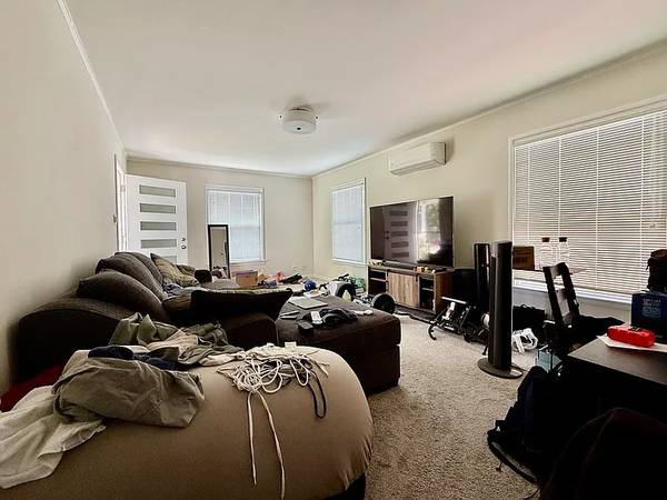 2BR/1BA Other on Jasmine St · San Mateo photo 2