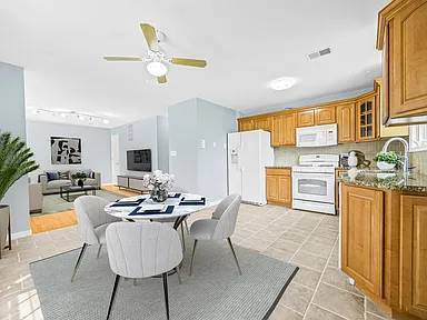 Apartments on 68th Rd · Ridgewood photo 4