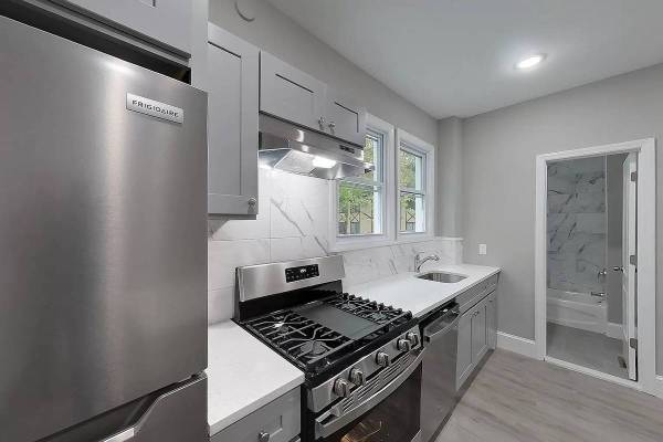 1BR/1BA Apartment · New York photo 5