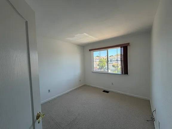 3BR/2BA Other on 9th St · Alameda photo 5