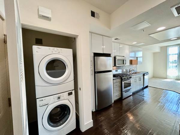 2BR/3BA Apartment · San Jose photo 5