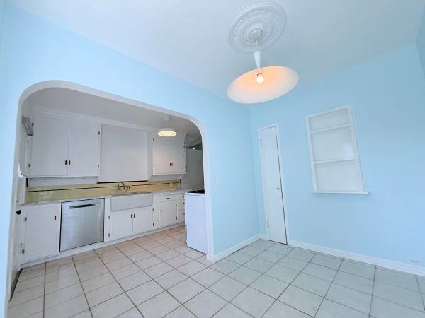 1BR/1BA Apartment · Berkeley photo 3