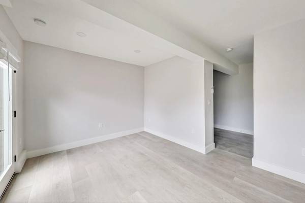 Apartments on Walker Ave · Oakland photo 3