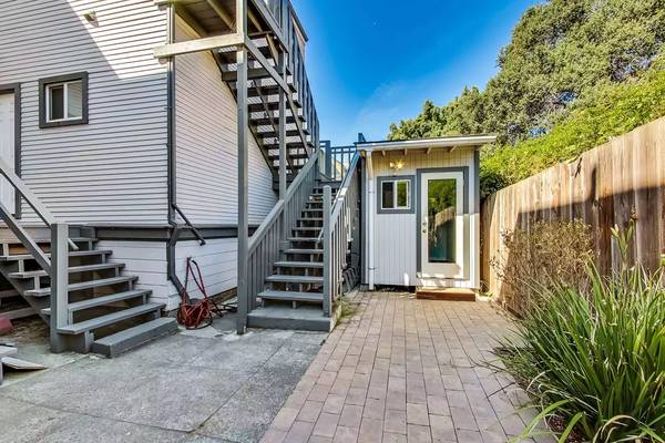 1BR/1BA Apartment on 22nd Street · Oakland photo 5