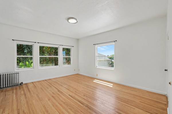 1BR/1BA Apartment · Oakland photo 4