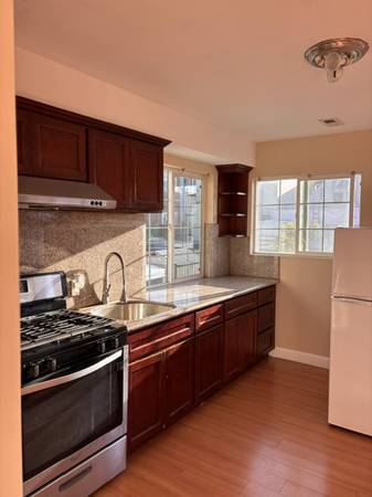 1BR/1BA Apartment · San Francisco photo 3