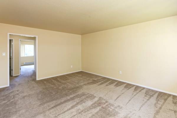2BR/1BA Apartment · San Leandro photo 5