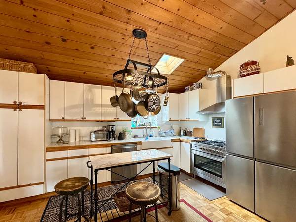 1BR/1BA Other on Penny Ln · Napa photo 5