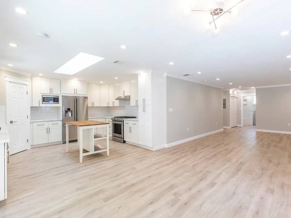 2BR/2BA Other on Pueblo Ave · Napa photo 3