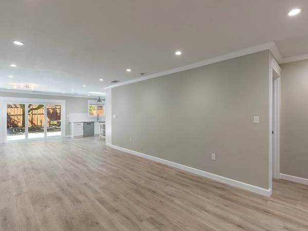 2BR/2BA Other on Pueblo Ave · Napa photo 4