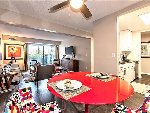 Apartments on Kiely Blvd · San Jose photo 2