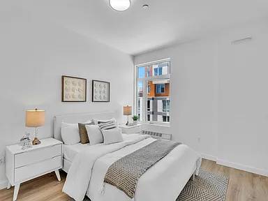 2BR/1BA Apartment · San Francisco photo 3