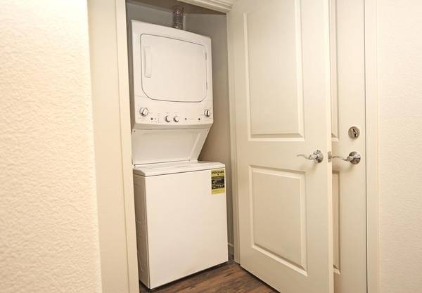 Located In The Fairfield Cordelia Area With Convenient Access To Major Highways, Shopping, Parks, And Schools. photo 5