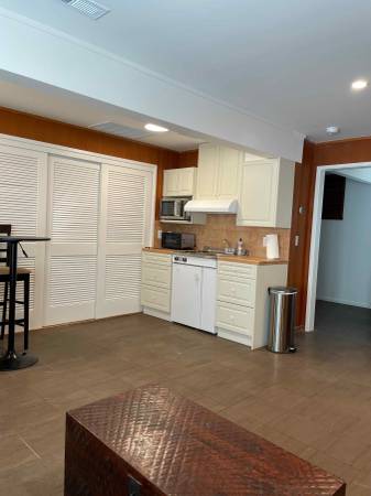 1BR/1BA Apartment · Berkeley photo 3