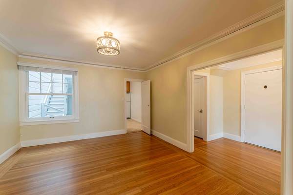 2BR/1BA Flat · San Francisco photo 4