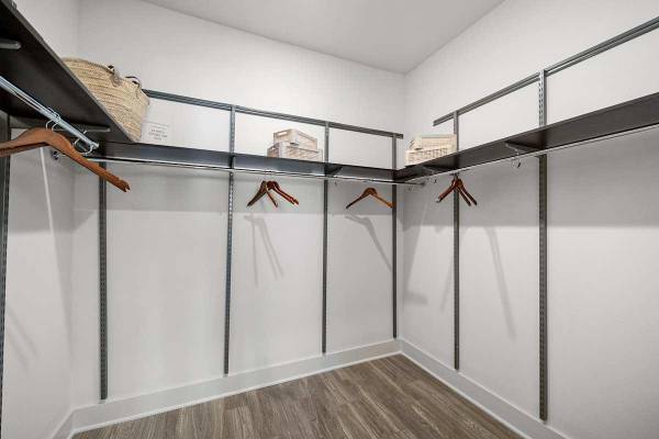 Apartments on Del Hombre · Walnut Creek photo 2
