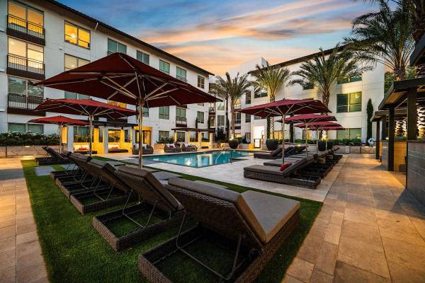 Apartments on Del Hombre · Walnut Creek photo 4
