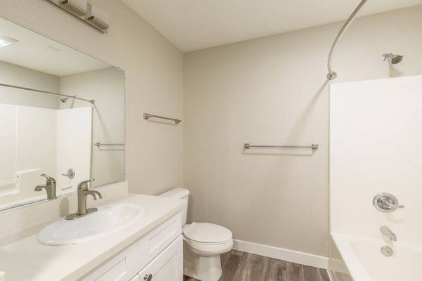 Apartments on Sestri Ln · Petaluma photo 4
