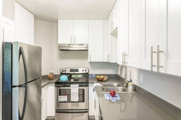 Apartments on S Novato Blvd · Novato photo 2