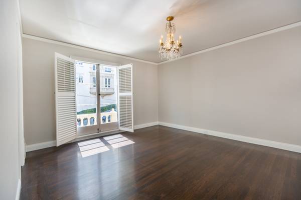 2BR/2BA Flat · San Francisco photo 4