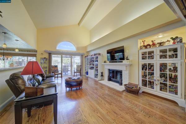 Houses on Marble Canyon Place · San Ramon photo 3