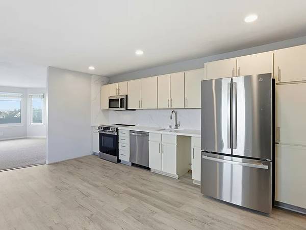 1BR/1BA Other on Lawton St · San Francisco photo 4