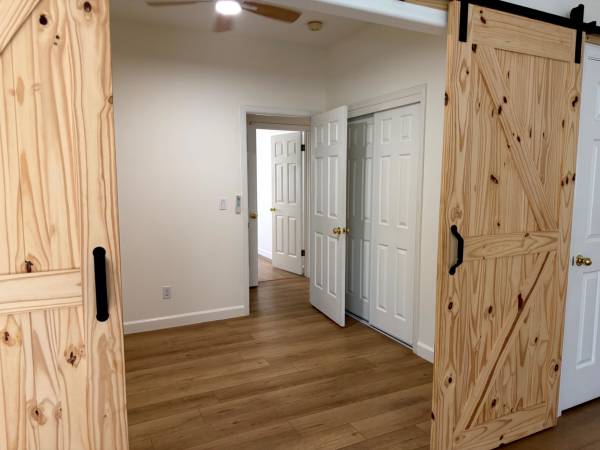 4BR/2BA Apartment · Napa photo 4