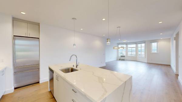 4BR/3BA Apartment on Taylor · San Francisco photo 2