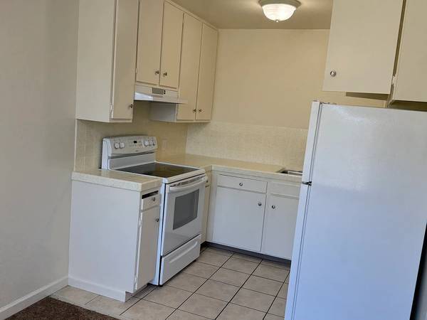 Price Reduced!! Spacious 3bd Luxury Condo Available For Rent In San Mateo Near Downtown, Great Views photo 2