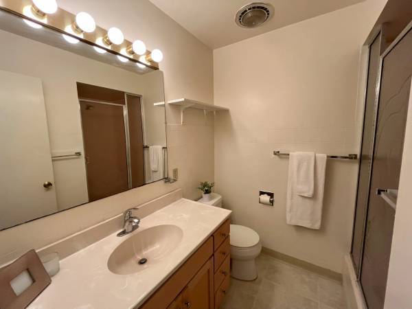 1BR/1BA Other · Larkspur photo 5