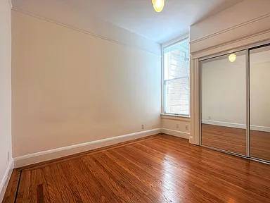 2BR/1BA Apartment · San Francisco photo 4