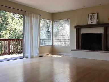 2BR/2BA Duplex on Tampa Dr · San Rafael photo 2